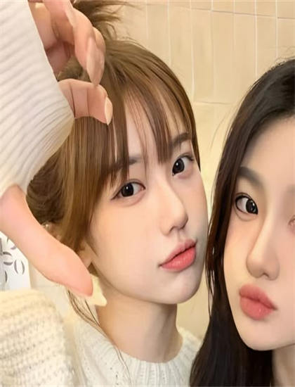 43号房间的女孩个人评价对比：专业影评与观众口碑差异