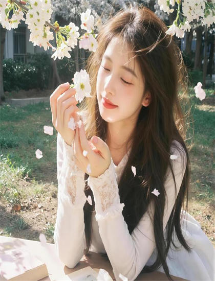 LILY评价怎么样？专业评分与观众口碑对比